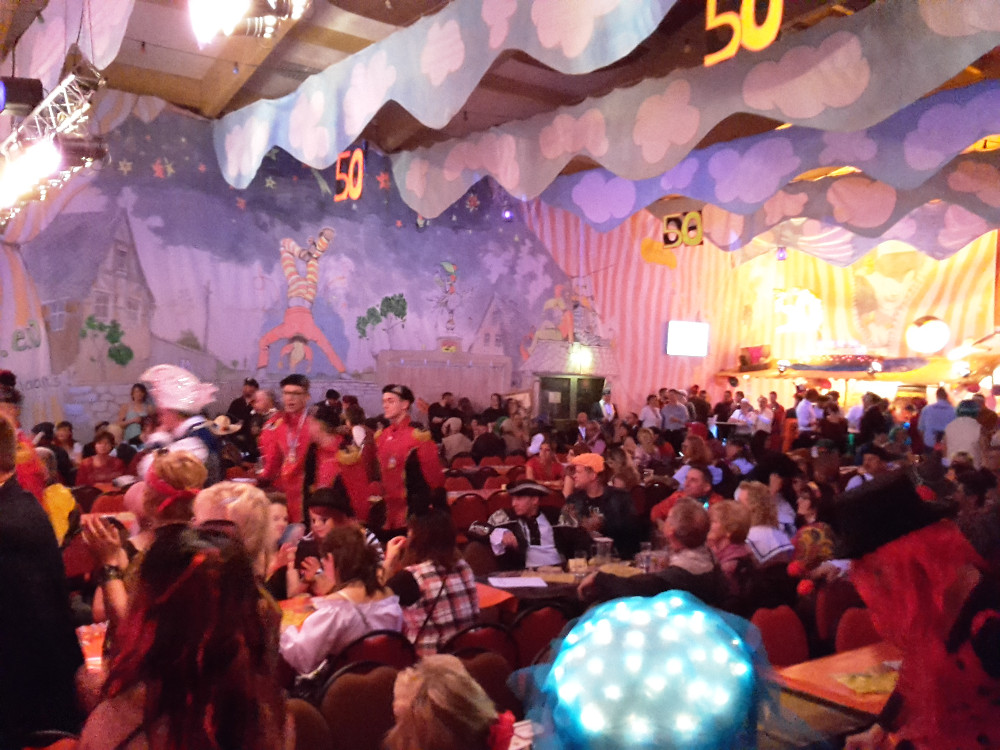 Photo: Thomas Particke - Partynarren.de